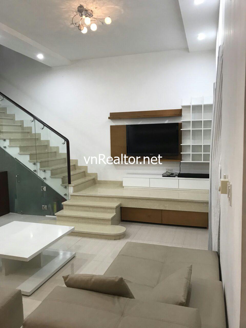 Cheap villa with pool for rent in Phu My Hung, Dist.7