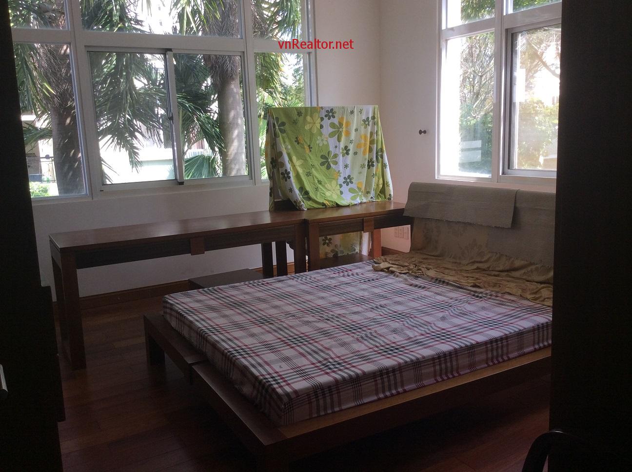 Quarter villa for rent in My Phu, Phu My Hung, Dist.7, 5 bedrooms