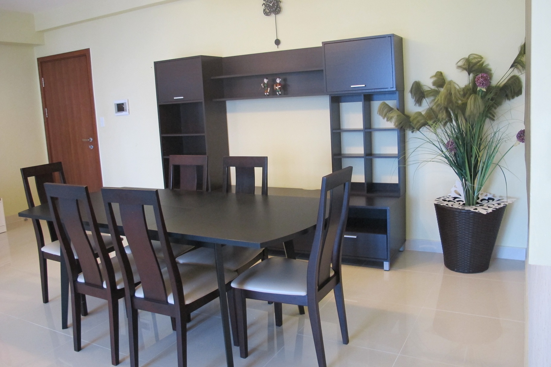 Luxury apartment in Riverpark Residence, Phu My Hung with cheap price