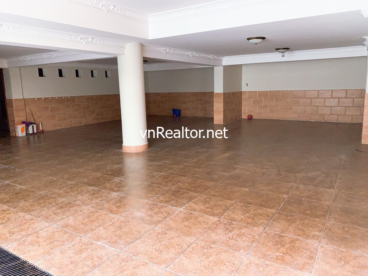 Big villa for rent in Phu My Hung, have elevator + basement