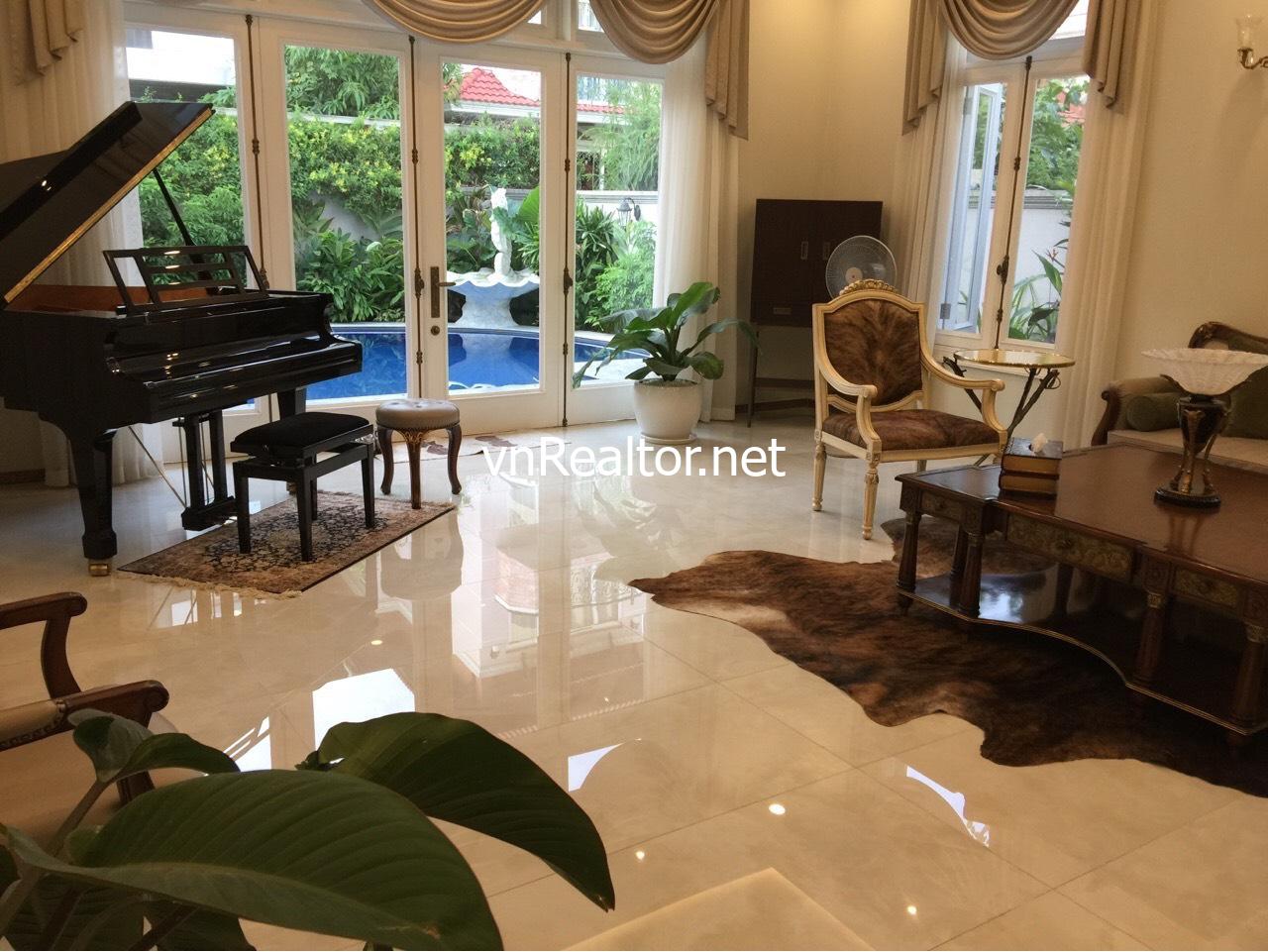 Big villa for rent in Phu My Hung, Dist.7 with pool