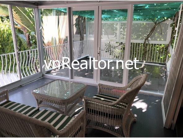 Big villa with pool for rent in Phu My Hung