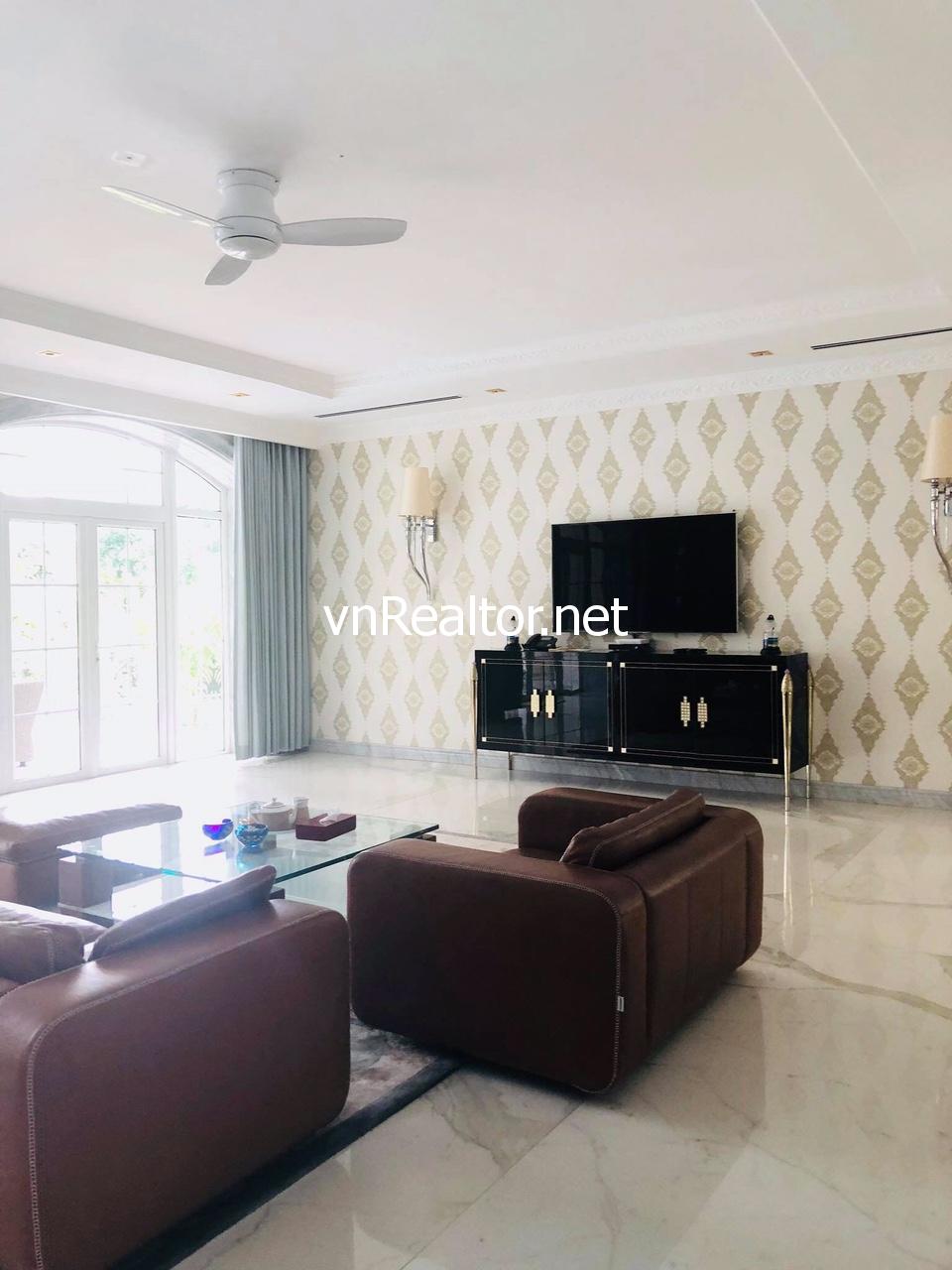 Luxury villa in Chateau, Phu My Hung, Dist.7 with swimming pool, compound villa