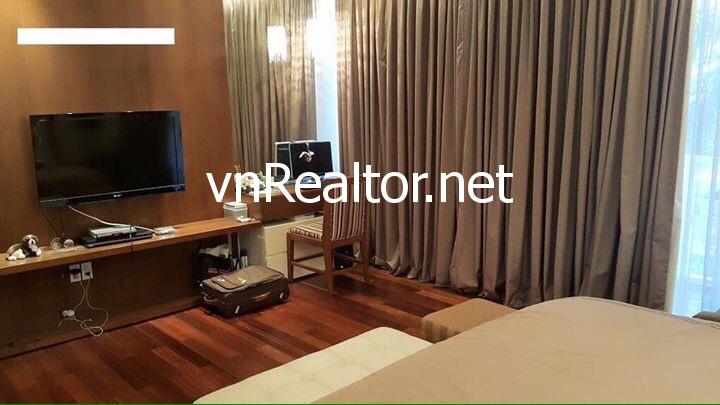 Villa with pool for rent in Nam Thong, Phu My Hung