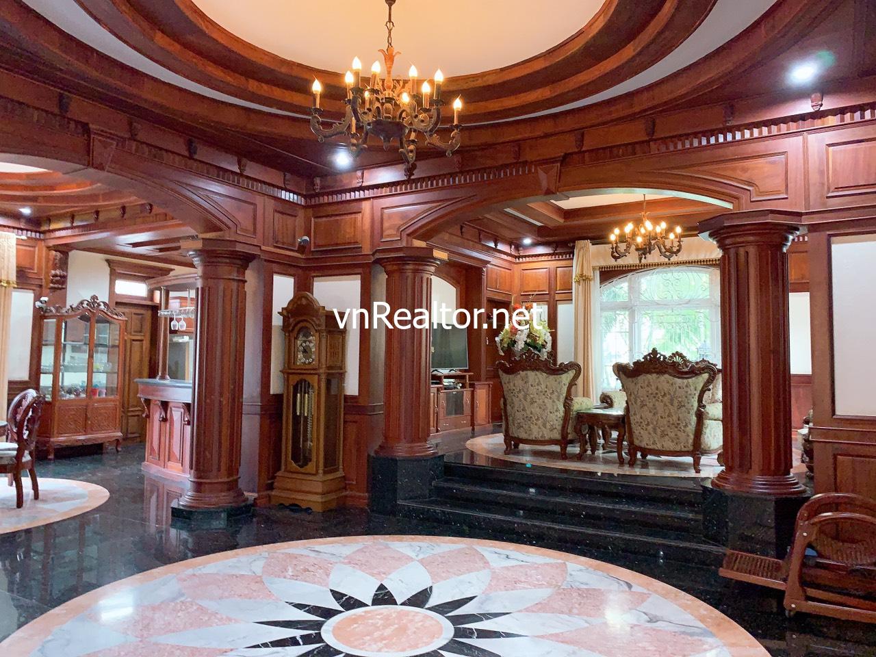 Big villa for rent in Phu My Hung, have elevator + basement