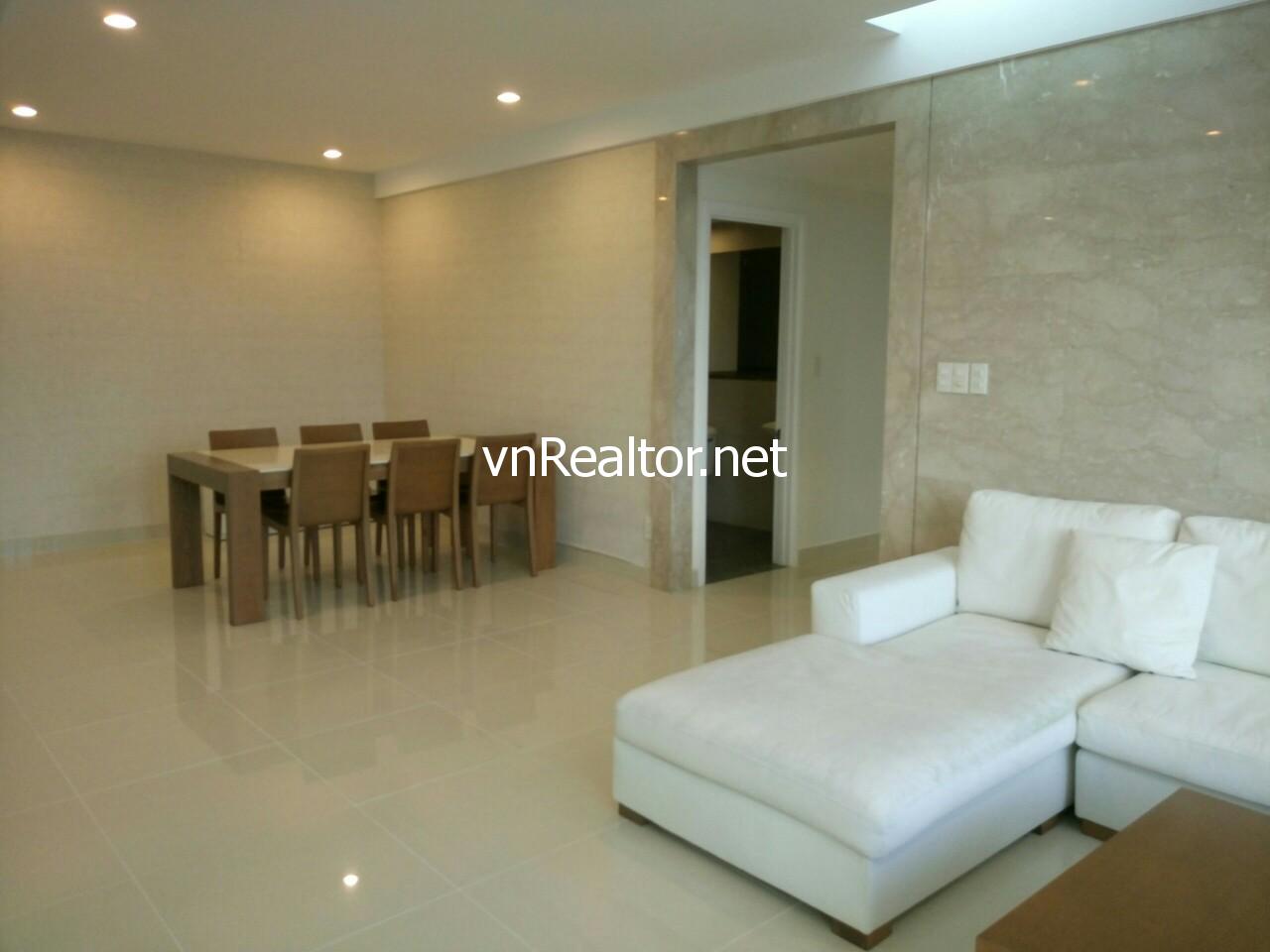 Big apartment in Riverpark, Phu My Hung, Dist.7 